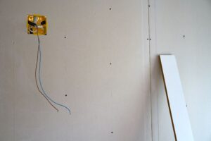 como colocar pladur en las paredes